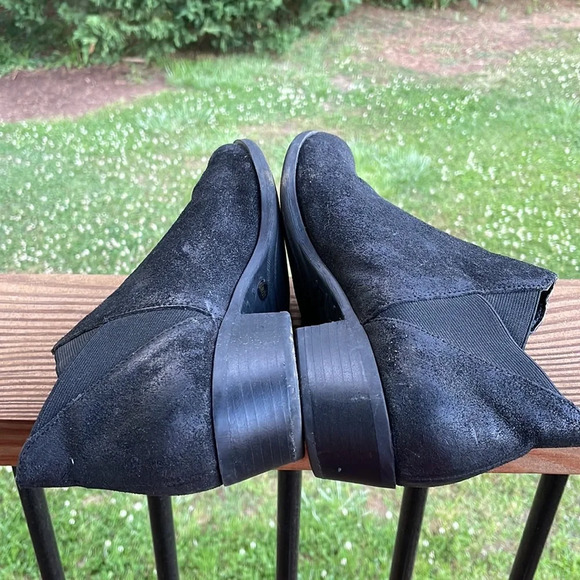 Lucky Brand Black Baqira Suede Ankle Bootie - Picture 4 of 7